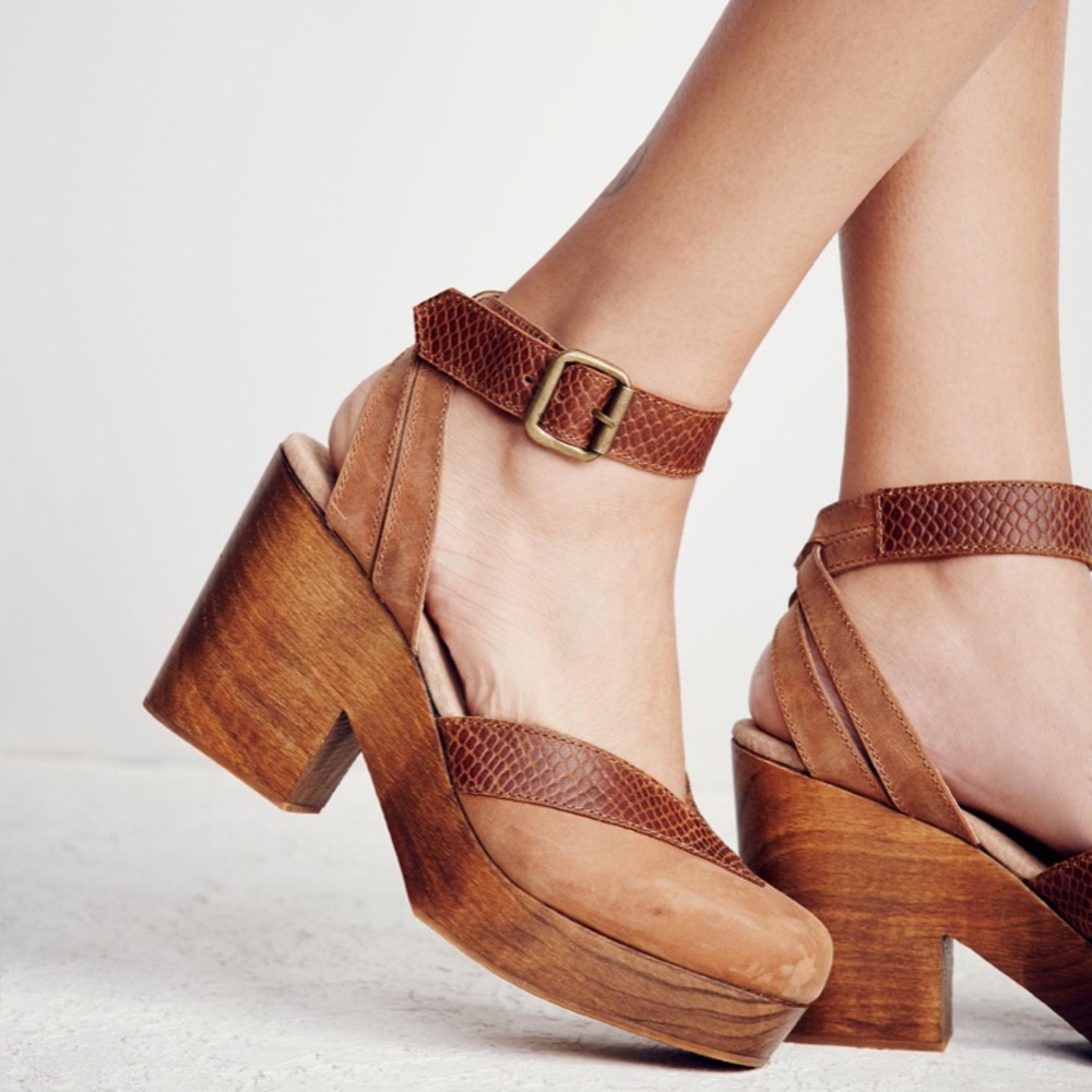 Free people walk this way clogs